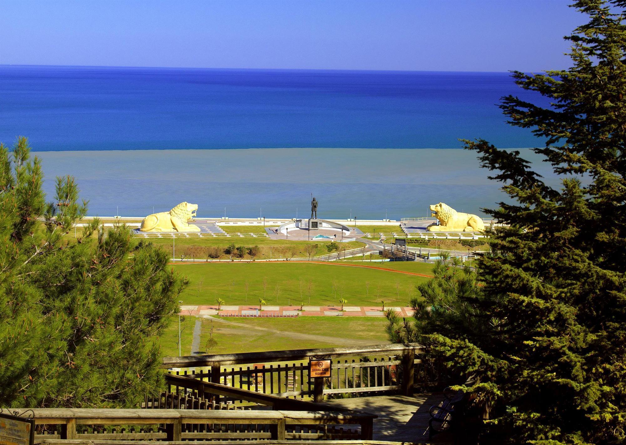 Sheraton Grand Samsun Hotel Exterior photo